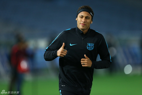 这三人共同 这三人共同